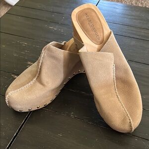 Kelsi Dagger Tan Mules with Elegant Design